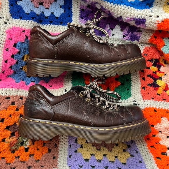 Dr Martens 8053 Oxford Crazy Horse Shoes - Picture 3 of 5